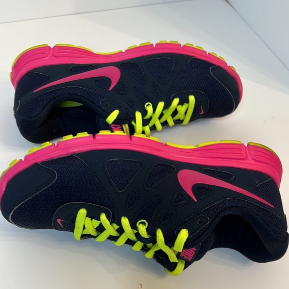 NIKE REVOLUTION 2 BLACK AN PINK SNEAKERS SZ 8 - Picture 12 of 12